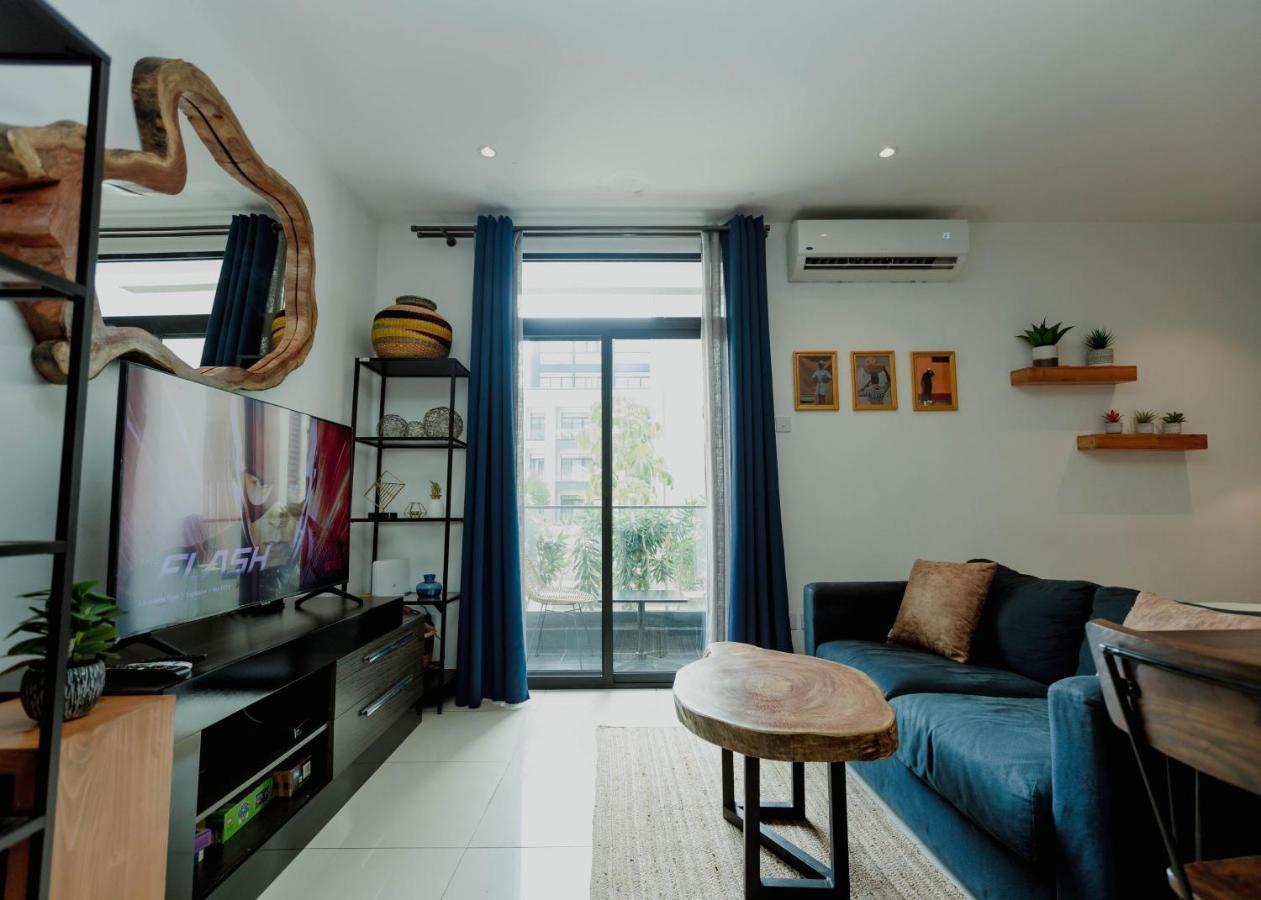 Enjoy Luxury Studio W/Pool @Embassy Gardens アクラ エクステリア 写真